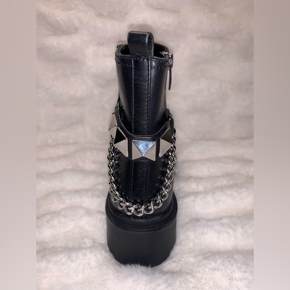 Marc Fisher Waty Bootie Size: 6 1/2 - Picture 3 of 8